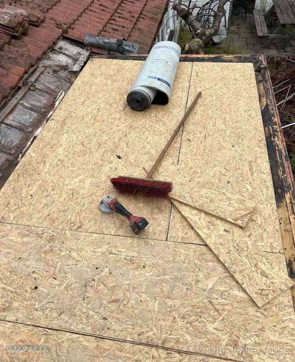 Dakrenovatie afgerond met nieuwe bitumen dakbedekking in Goes