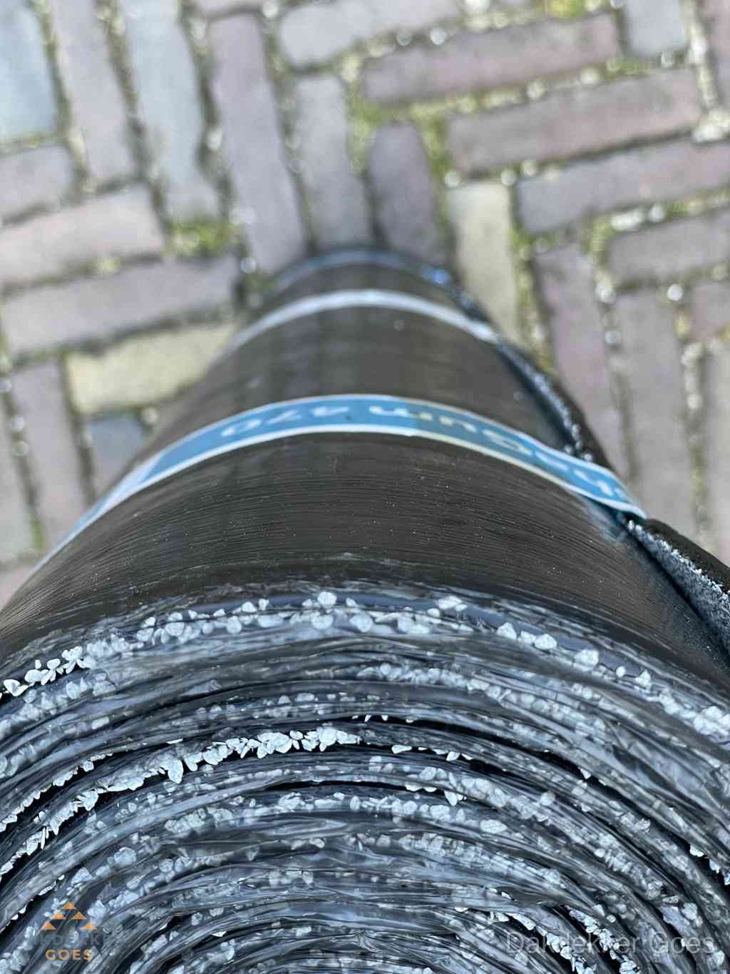 Rol bitumen dakleer met leislag voor plat dak in Goes